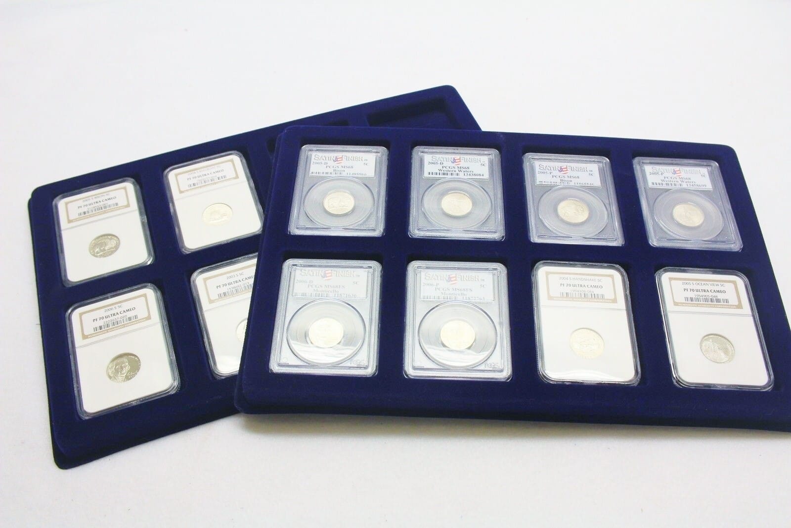2 Blue Coin Trays For 16 Certified Pcgs Or Ngc Slabs, 8 Slabs Per Tray 1 Blue coin trays for 16 slabs